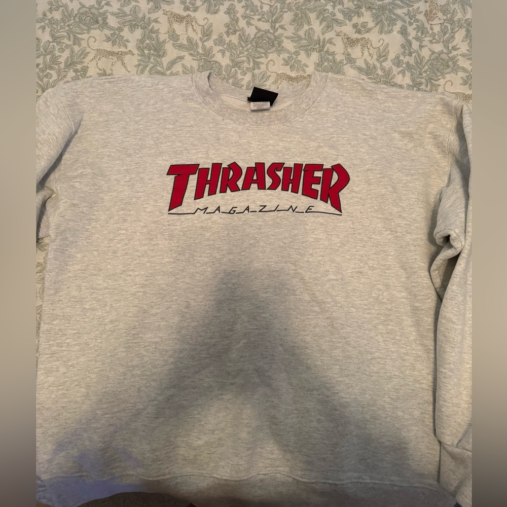 Thrasher Light Gray Tee - Picture 2 of 5